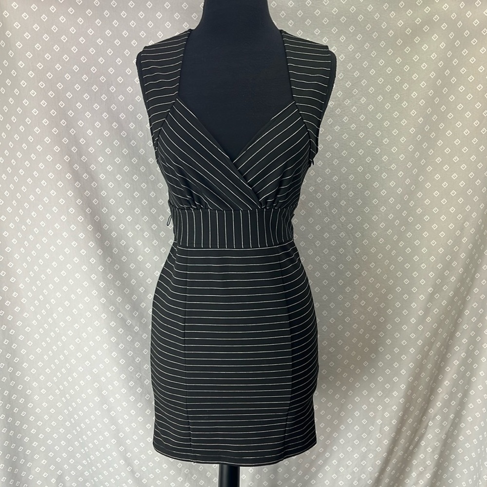Forever 21 Black Pinstripe Bodycon Dress